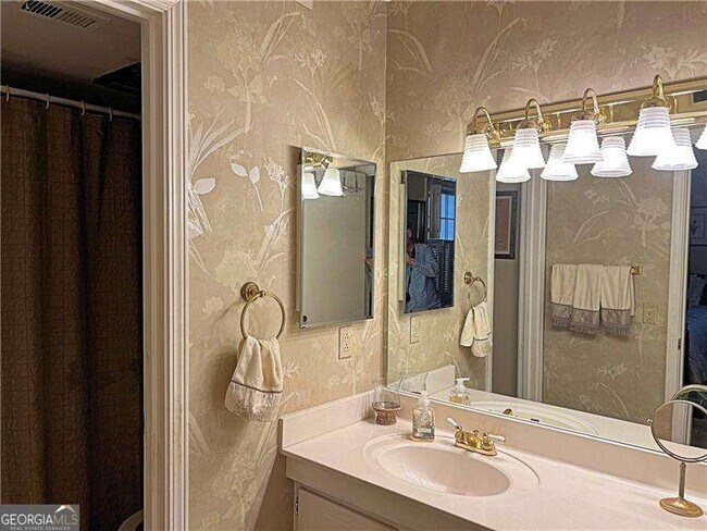 Building Photo - 141 Elysian Way NW