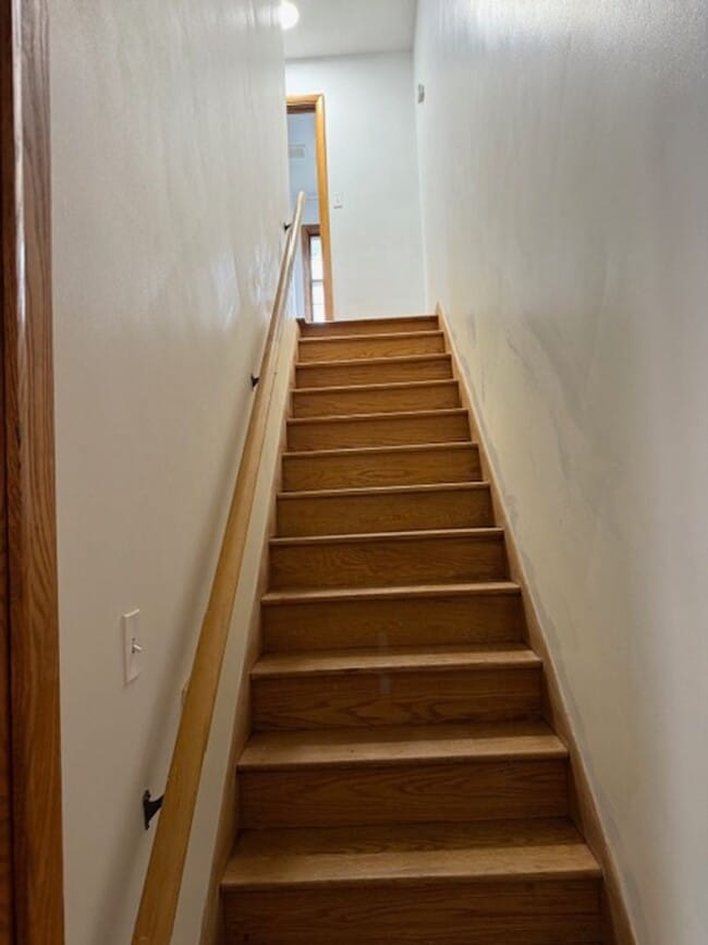 Building Photo - 2 bedroom townhouse twinplex