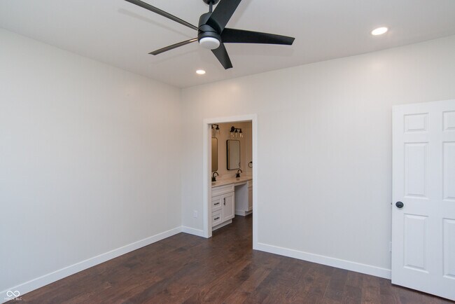 Building Photo - 3226 Keystone Lakes Way