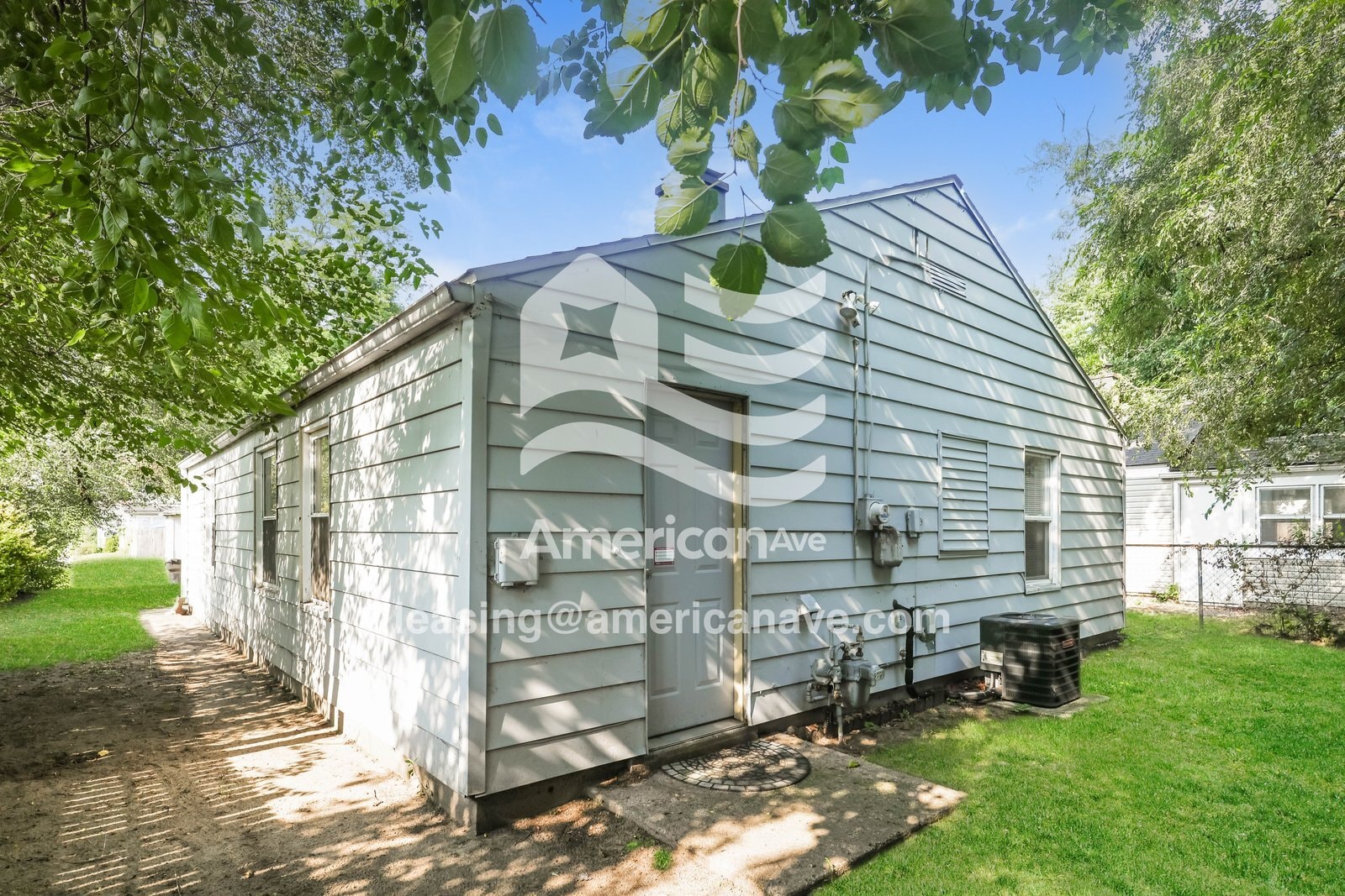 Building Photo - 1202 McKinley Ave