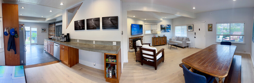 Dining Room/Living Room - 301 Broadway St