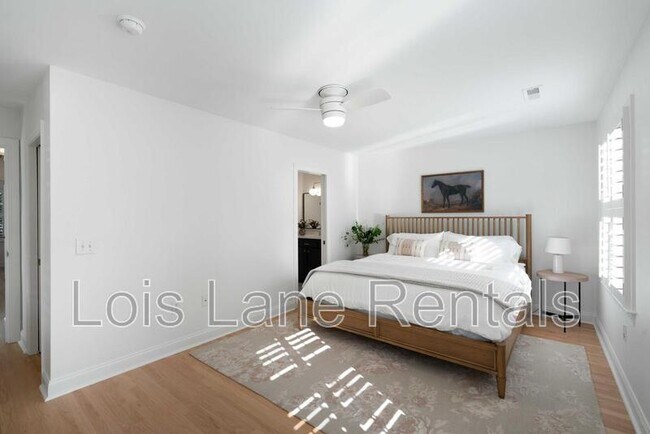 Building Photo - 5 Radcliffe Pl