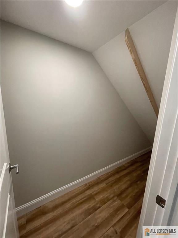 Building Photo - 30 Hamilton Dr