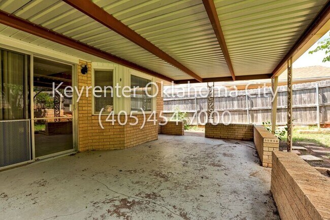 Building Photo - 3632 Sunvalley Dr