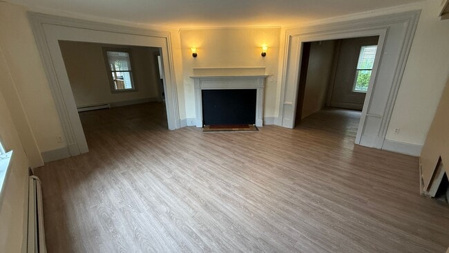 Building Photo - 15 Madbury Rd