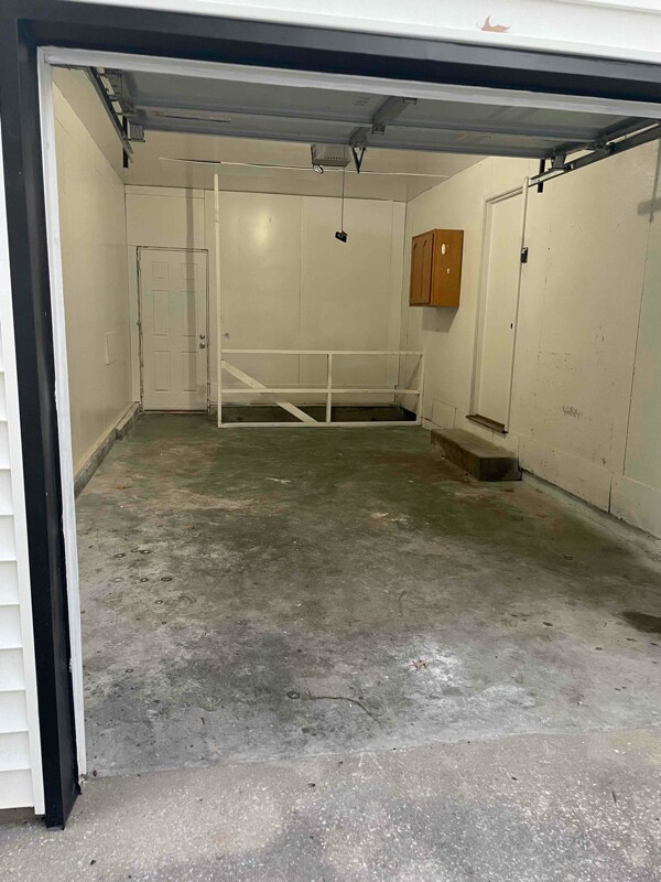 Building Photo - 822 Thornton St