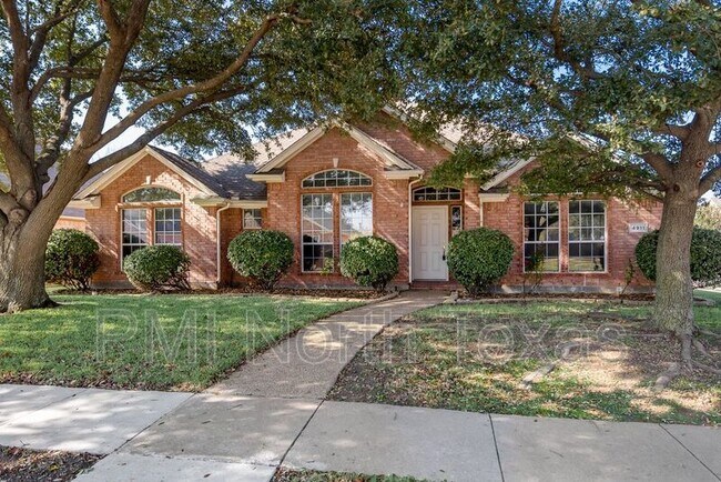 Building Photo - 4911 Lakeland Dr