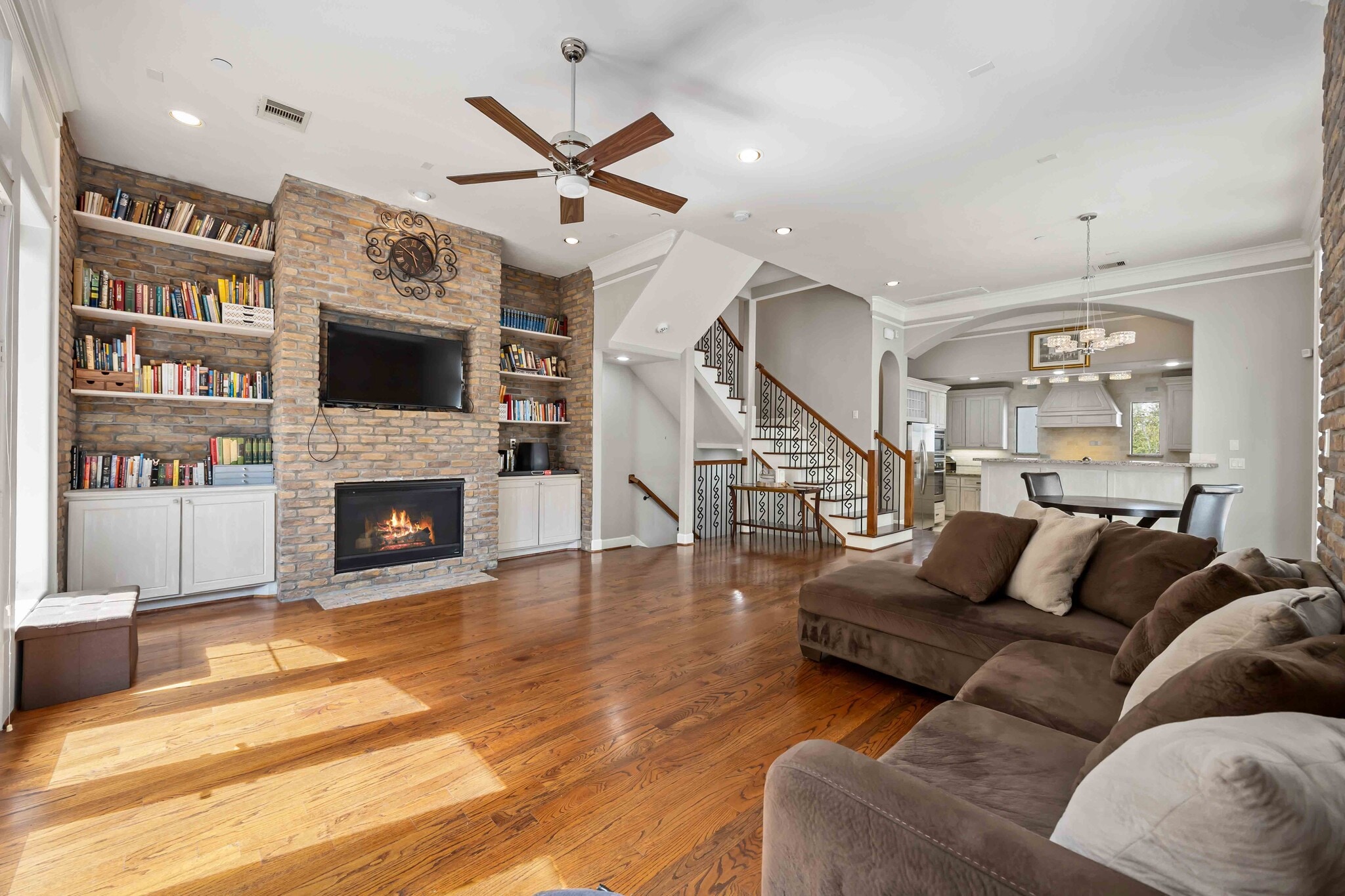 2nd floor Living room - 328 Bomar St