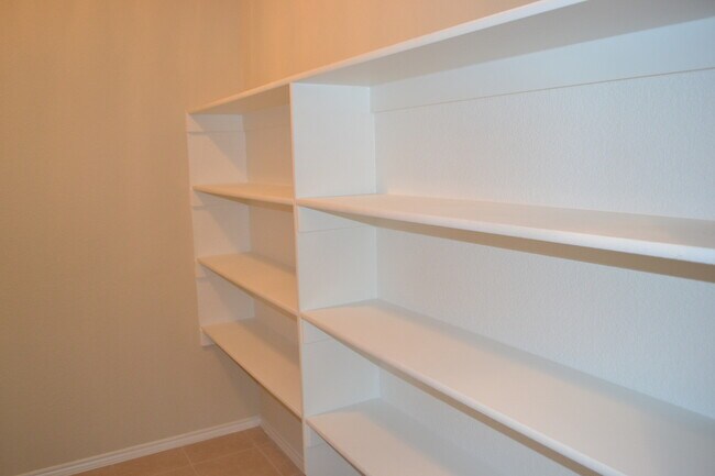 Building Photo - House for Lease in Sherman