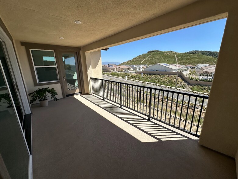 Building Photo - 24392 Calle La Roca