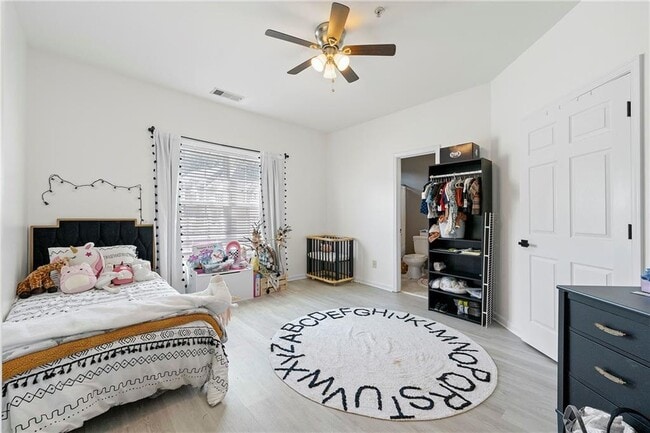 Building Photo - 1501 Glenivy