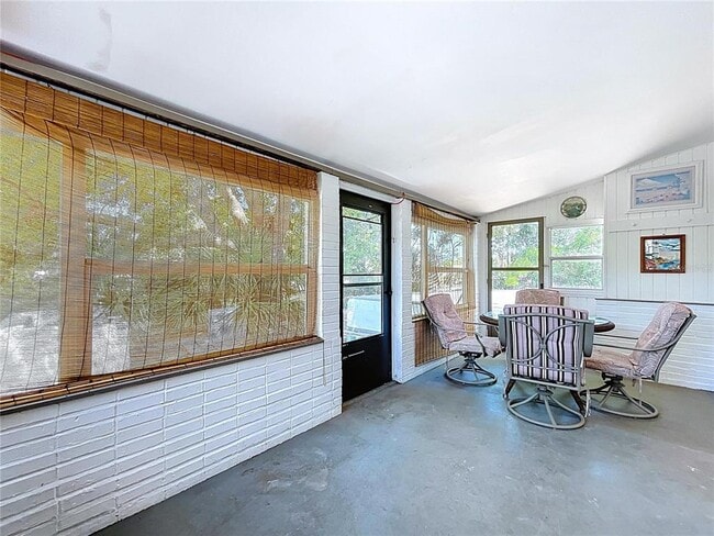 Building Photo - 5806 Liverpool Dr