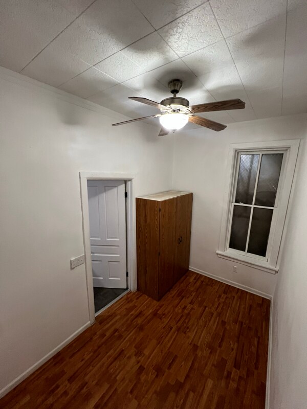 Building Photo - 2161 W Coulter St