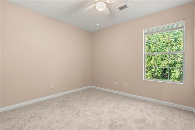 Building Photo - 5583 Windfall Ln