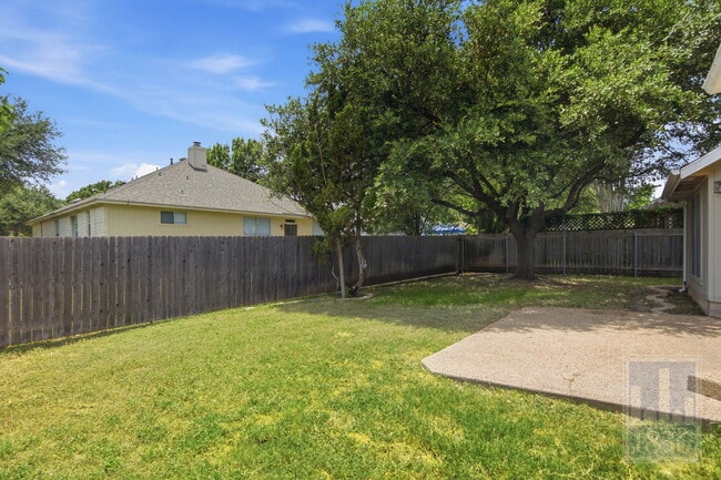 Building Photo - 8507 Jilbur Dr