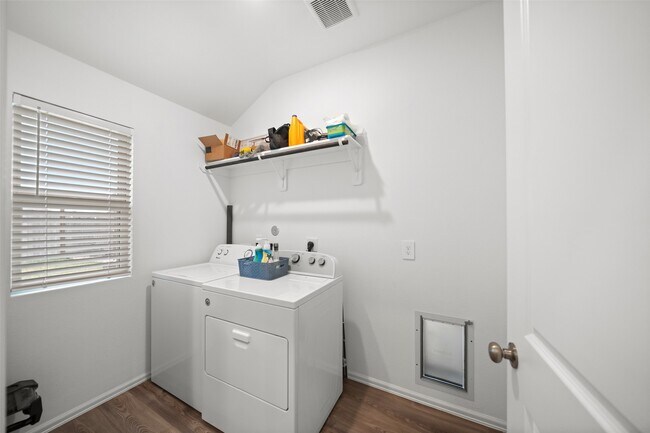 Building Photo - 17011 Garden Moor Trl