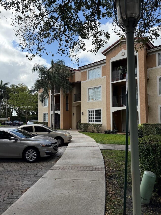 Building Photo - 2123 Renaissance Blvd