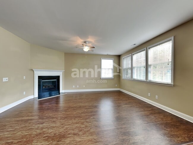 Building Photo - 2845 Roundleaf Ct