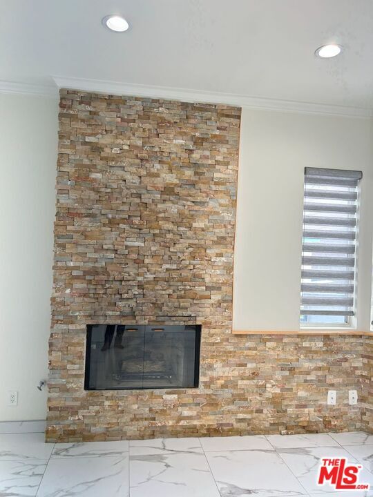 Building Photo - 7916 Blackburn Ave