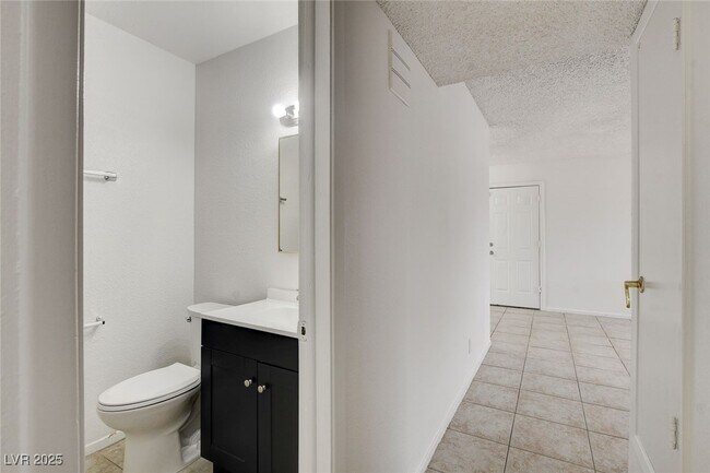 Building Photo - 6453 Bannock Way