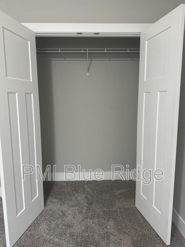 Building Photo - 111 Leyland Cir