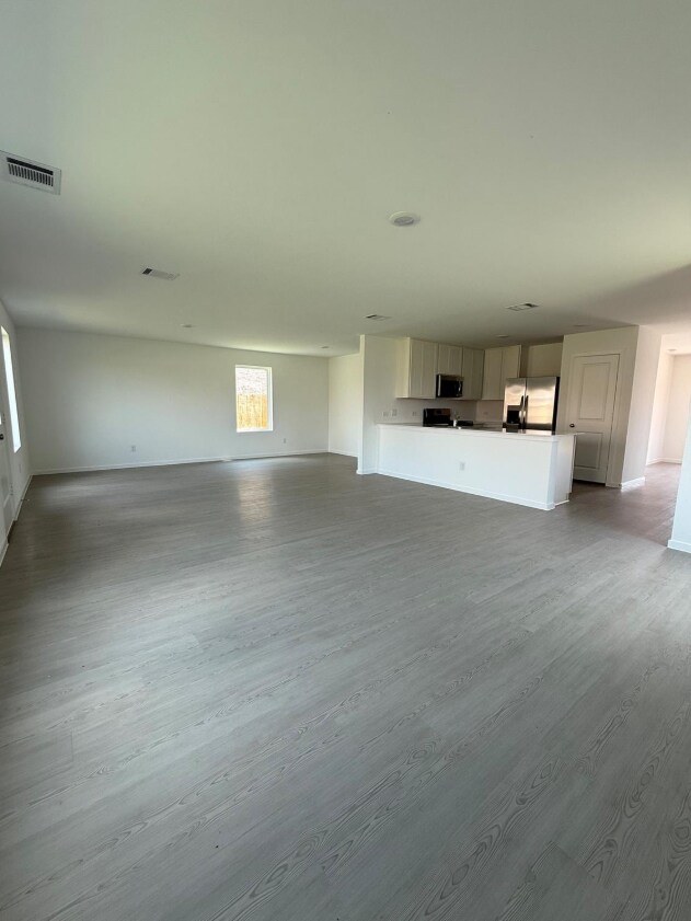 Building Photo - 3061 Fantasy Ter Dr