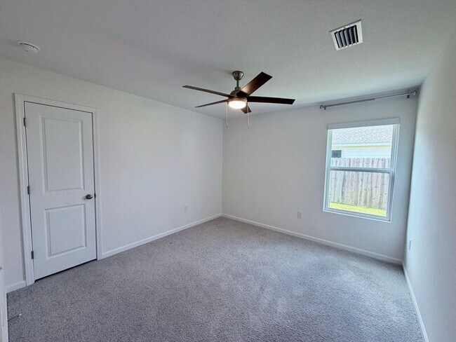 Building Photo - 5406 Horizons Edge Ln