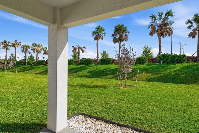 Building Photo - 8558 Dahlia Cir