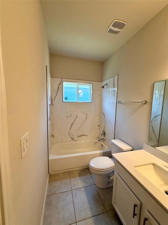Building Photo - 3017 Settlement Dr