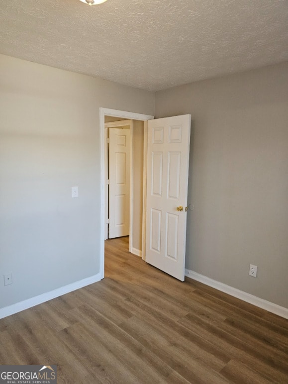 Building Photo - 210 Sabal Dr