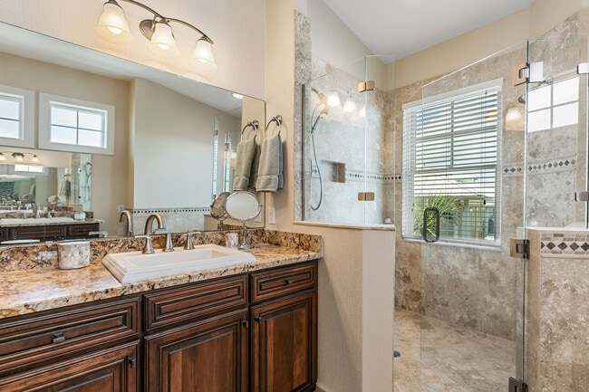 Building Photo - 681 Ocean Palm Way
