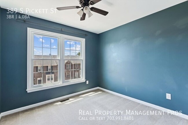 Building Photo - 389 S Pickett St