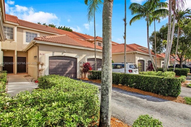 Building Photo - 850 Sorrento Dr