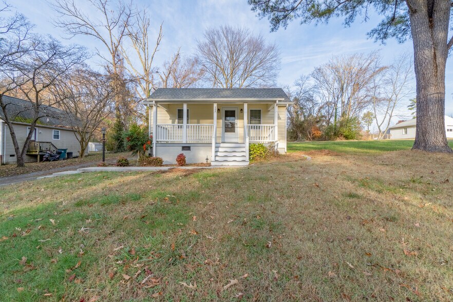 Building Photo - 200 A P Hill Ave