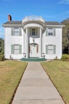 Building Photo - 228 Amelia St
