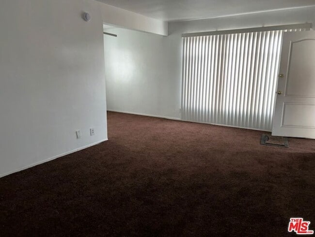 Building Photo - 10702 Crenshaw Blvd