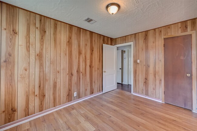 Building Photo - 4905 Brinkley St