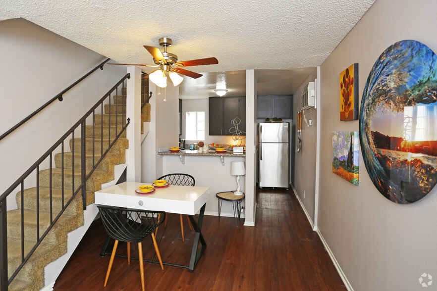 Primary Photo - Lake Balboa Townhomes