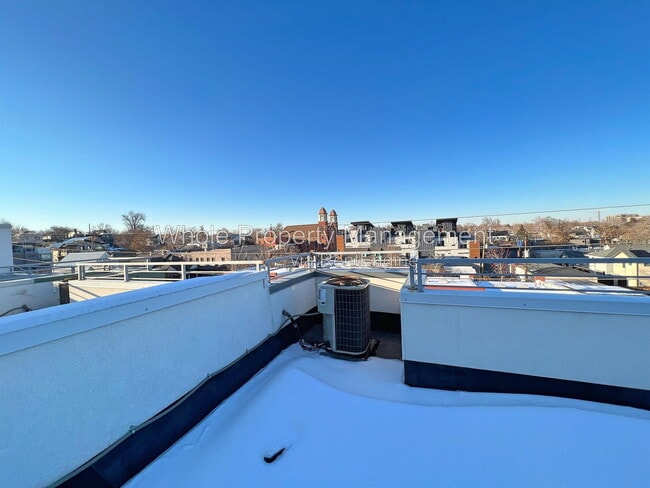 Building Photo - 3444 Navajo St