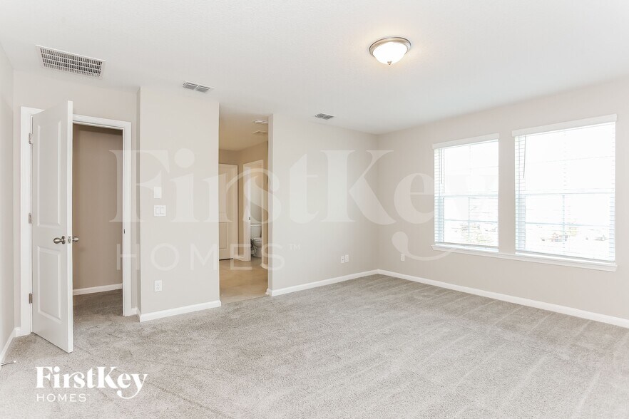 Building Photo - 75249 Chelsea Gdn Wy