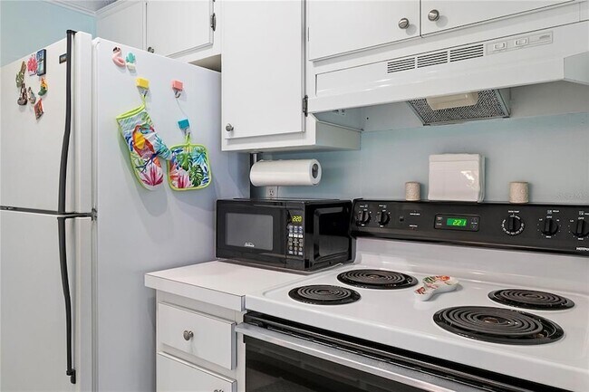 Building Photo - 3273 S Beneva Rd
