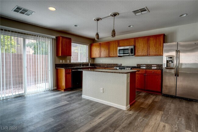 Building Photo - 10717 Red Badge Ave
