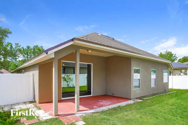 Building Photo - 523 Chestwood Chase Dr
