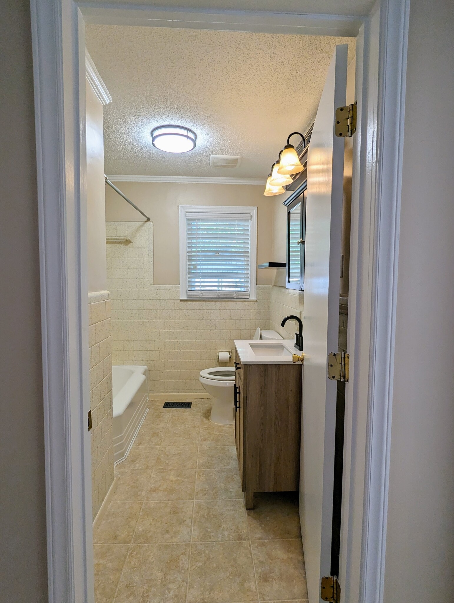 Bathroom - 900 Prince Ave