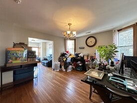 Building Photo - 3532 N Elston Ave