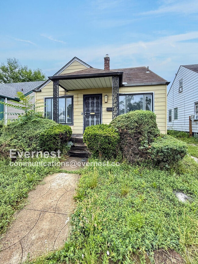 Primary Photo - 18184 Riopelle St
