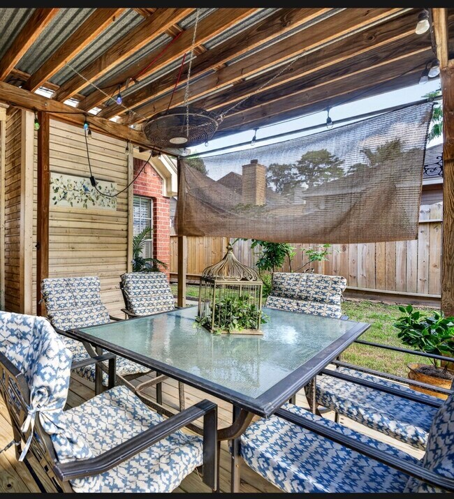 Building Photo - 4415 Echo Falls Dr