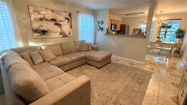 Building Photo - 12006 Madison Oak St