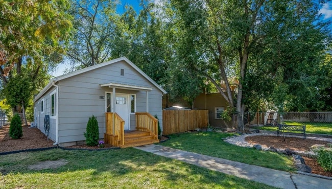 Building Photo - Charming Craftsman-Style Home in Boise 837...