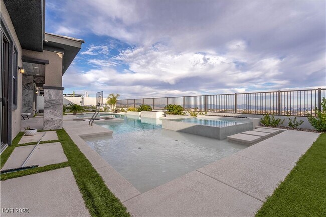 Building Photo - 756 Bruce Moorland St